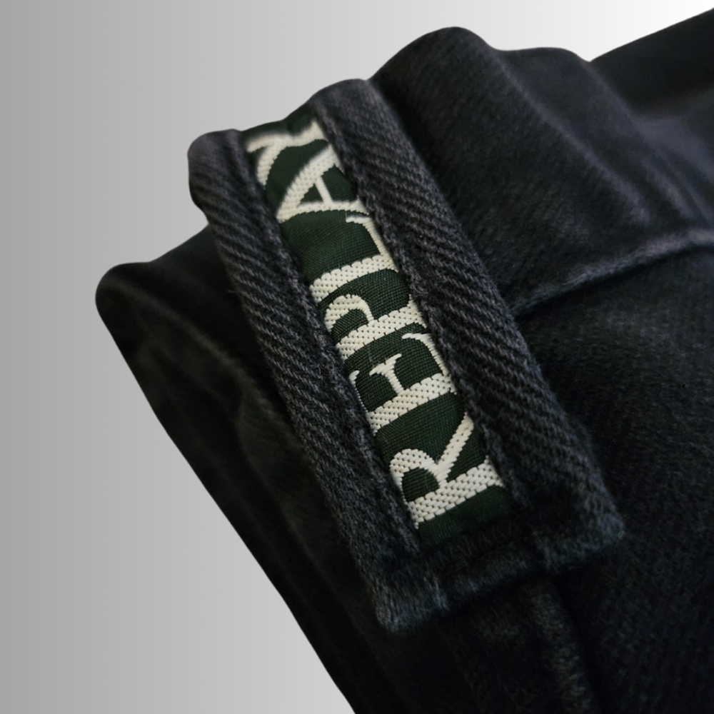 Vintage x 90s “Made in Italy” Replay Green Label Regular Black Jean